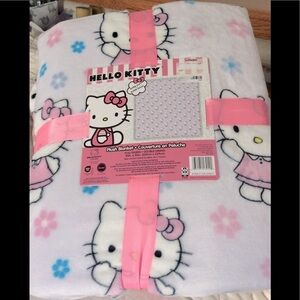 Hello kitty blanket